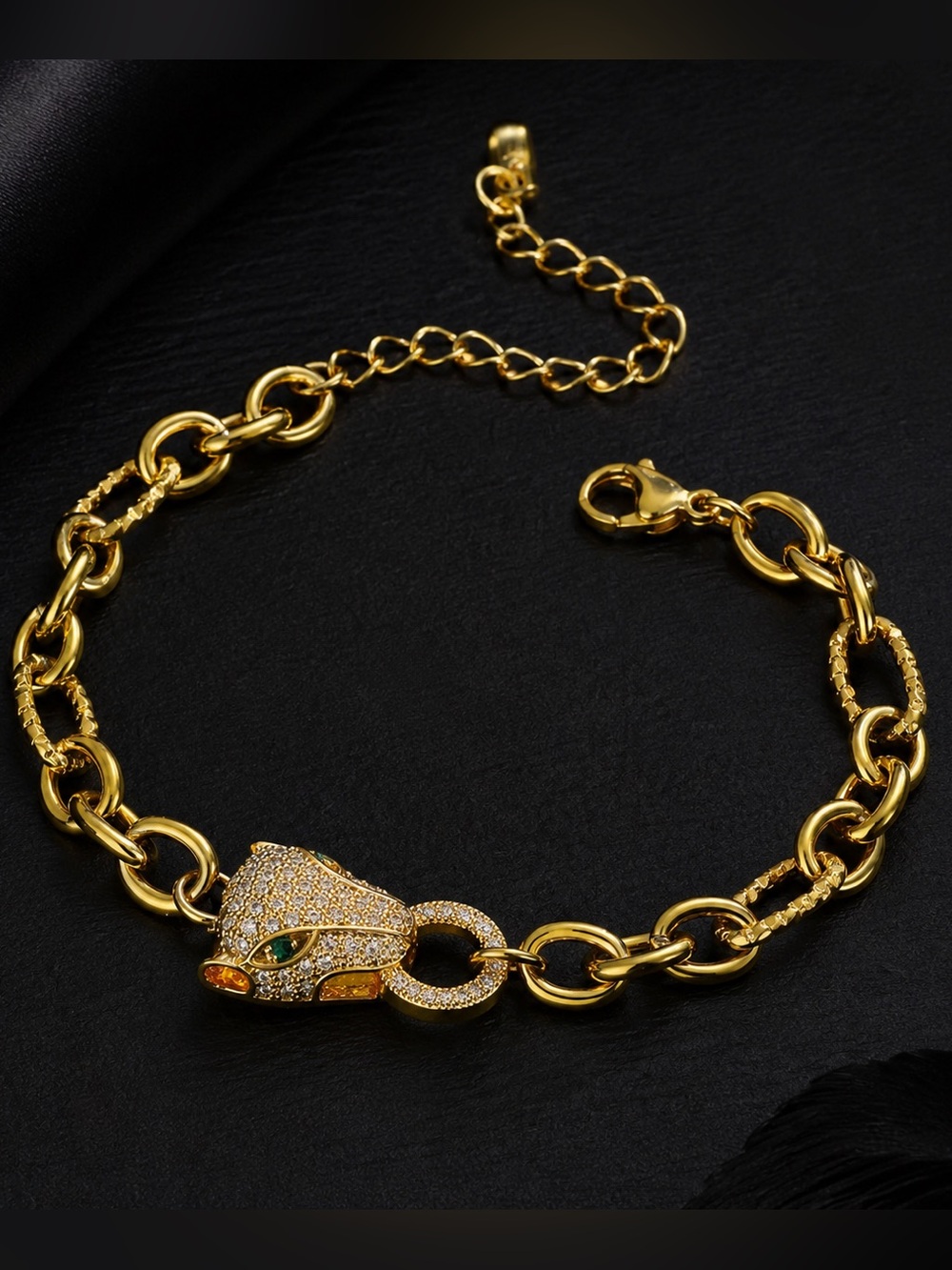 Panther Head Link Bracelet — 18K Gold-Plated Luxury Style